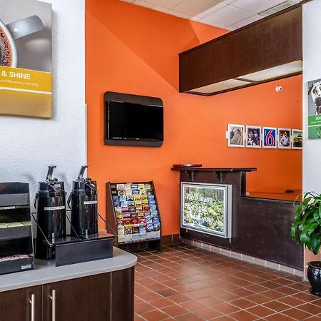 Motel 6 Oakdale, Ca Екстериор снимка
