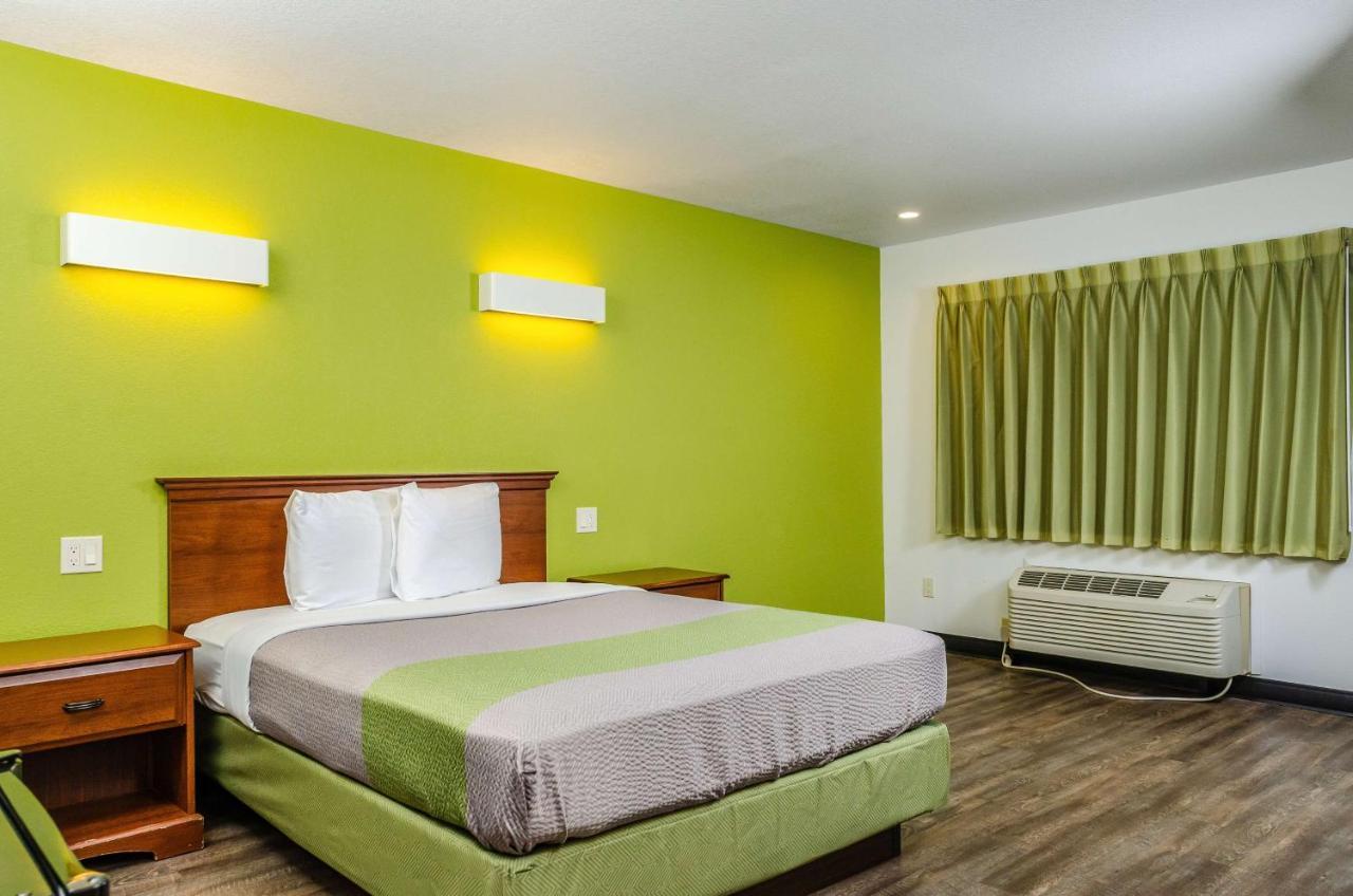 Motel 6 Oakdale, Ca Екстериор снимка
