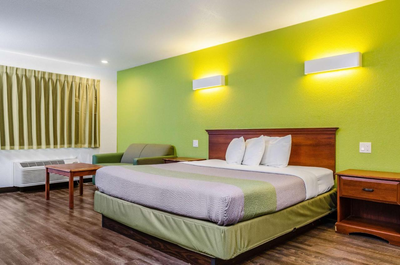 Motel 6 Oakdale, Ca Екстериор снимка