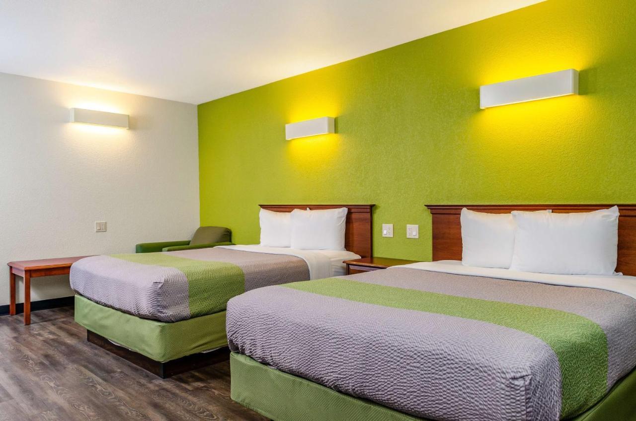 Motel 6 Oakdale, Ca Екстериор снимка