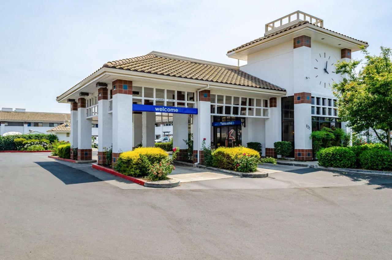 Motel 6 Oakdale, Ca Екстериор снимка