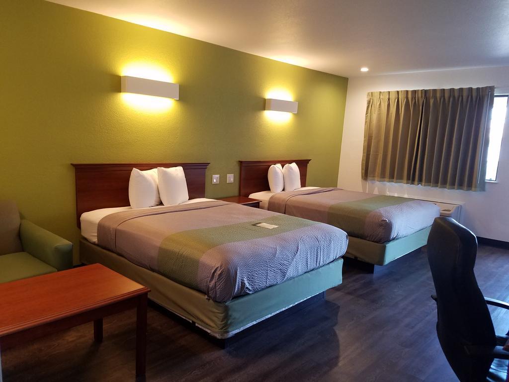Motel 6 Oakdale, Ca Екстериор снимка