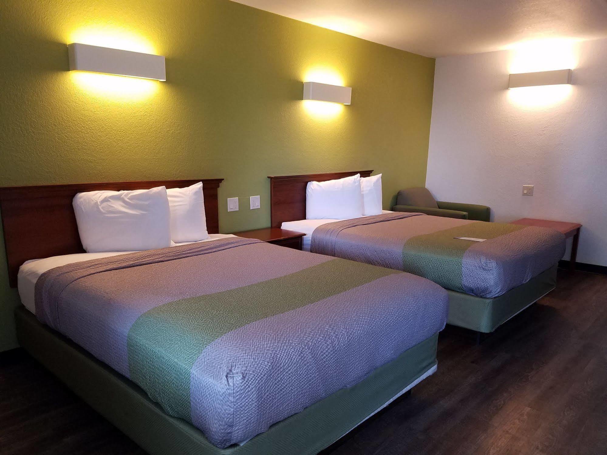 Motel 6 Oakdale, Ca Екстериор снимка