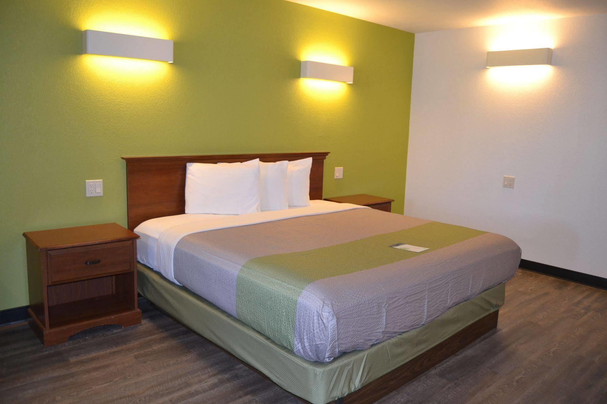 Motel 6 Oakdale, Ca Екстериор снимка