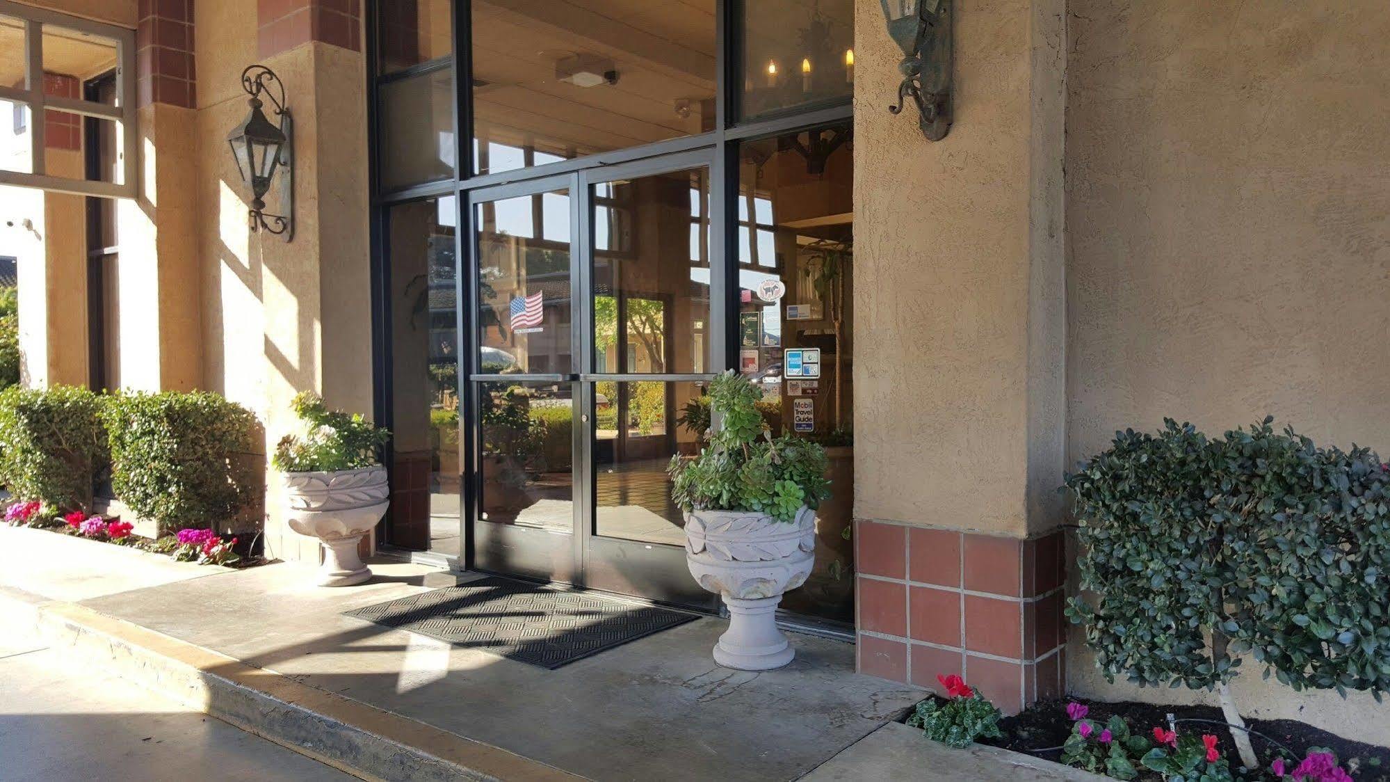 Motel 6 Oakdale, Ca Екстериор снимка